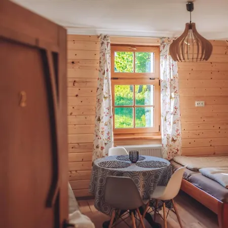 W Stolowych Ubytování v soukromí Lezyce (Lower Silesia)